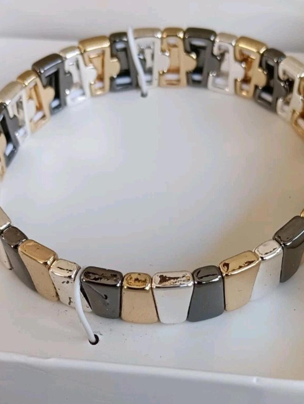 Nine West Tri-Tone Chicklet Tile Beaded Stretch Bracelet Set, NIB